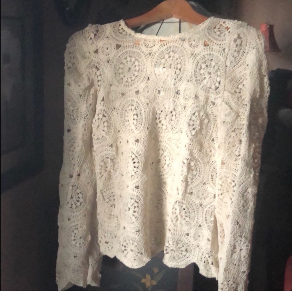 Crochet Knit Puff Sleeve Scalloped Hem Top - Picture 7 of 8